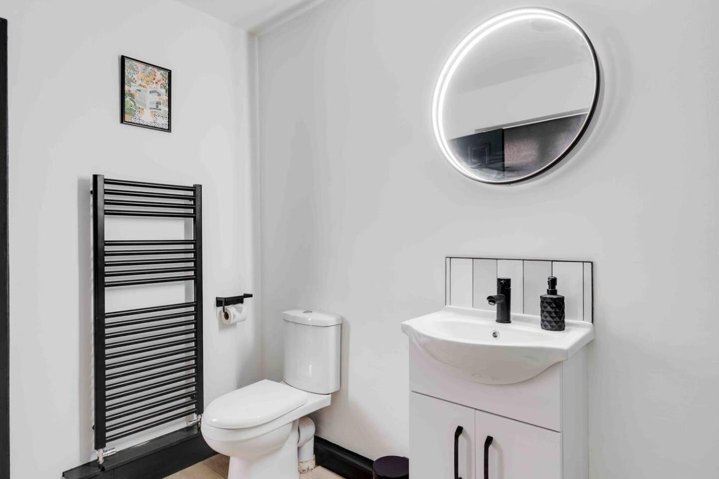 리버풀 3-Bed Scouse House Near Anfield & Goodison 빌라 외부 사진