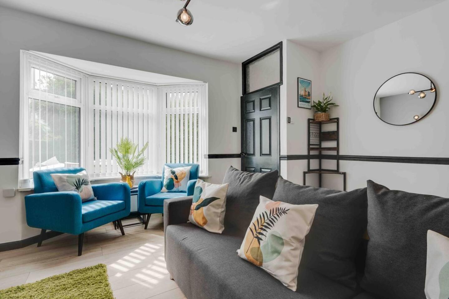 리버풀 3-Bed Scouse House Near Anfield & Goodison 빌라 외부 사진